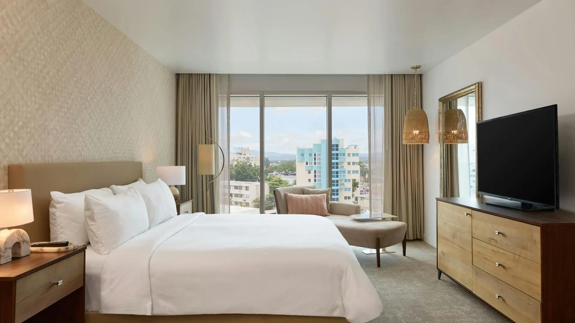 Casa Costera, Isla Verde Beach, Apartments By Marriott Bonvoy 산후안 호텔